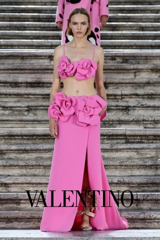 Valentino-katalog | New Arrivals | 2022-08-07 - 2022-11-12