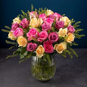 Härliga rosor för 2299 kr på Euroflorist