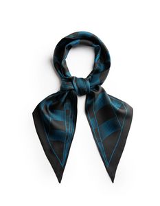 Silk Bandana Blue/Black för 899 kr på Ströms