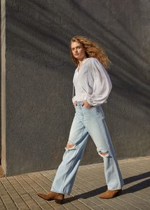 Wideleg-jeans dekorativa revor för 279 kr på Mango