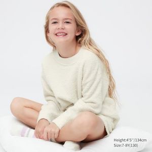 Girls Soft Fluffy Pullover för 149 kr på Uniqlo
