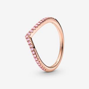 Pandora Timeless wishbone-ring med rosa stenar för 549 kr på Pandora