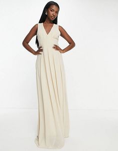 TFNC – Brudtärnor – Brungrå maxiklänning i chiffong med v-ringning och plisserad kjol för 233,55 kr på ASOS